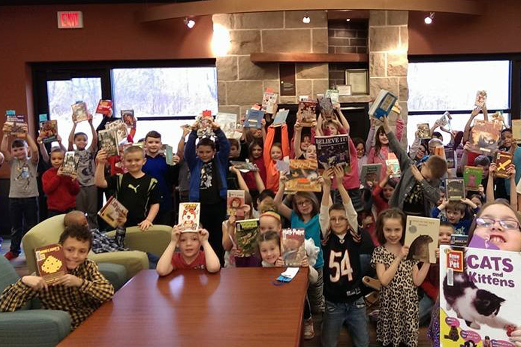 Photo of children in a library